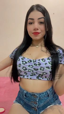 Oie, eu sou a lay
Tenho 19 anos 
Moro em Rio Branco acre 