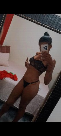 Negra, 1,69, 58kg, treino, disponível em horas vagas pois tenho vida corrida, para marcar um horário entre em contato por whatsapp.
Agradeço desde já, e espero por você ☺️