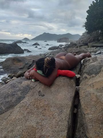 olÁ! a todos.
me chamo JHULYA LUYZI tenho 27 anos
morena bem bronzeada
com aquela marquinha
de biquÍni top que É o luxo
para homens exigentes.
meus atendimentos:
sou bem natural e sem frescuras
gosto muito de beijar
de mamar muito
e chupo sem camisinha de
acordo com a sua higiene
estilo namoradinha beijo
abraÇos
adoro namorar no chuveiro bem gostoso com aquele roÇa roÇa
bem safado bem gostoso
gosto de ficar de conchinha peladinhos beijando meu pescoÇo
realizo fantasias e fetiches
atendimentos em
hotel motel pousadas residÊncias apartamentos
e flats 24 horas conduÇÃo prÓpria ja incluso no valor
atendimentos executivos
para homens exigentes e jantares de negÓcios etc...

atendimentos tambÉm:
resenhas, festinhas surubas , swings , churrascos piscinas
2dois ou mais homens
orgias e despedidas de solteiros
atendimentos 24 horas com horÁrios combinados.
ATENDIMENTOS 24 HORAS E CONDUÇÃO PRÓPRIA INCLUSO NO VALOR 
venham conferir!

com garantia total de
satisfaÇÃo e bom atendimento sem frescuras
namoradinha de luxo e bem safada e bem natural.
Serviços de JHULYA LUYZI 
services-arrow-down
Outra informação

JHULYA LUYZI acompanhante em Macaé
Acompanhantes, Sado dominadora, Sado submissa, Fetichismo

Sado dominadora, Sado submissa, Fetichismo, Atenção à deficientes físicos, Garganta profunda, Beijos na boca, Oral com camisinha, PSE, Ejaculação corpo, Namoradinha, Oral sem camisinha, Fantasias e figurinos, Orgia, Trios, Despedida de solteiro, Duplas, Atenção à casais, Ejaculação facial, Sado duro, Festas i eventos, Lingerie, Sado suave, Oral até o final: garotas de programa em Macaé
Sado dominadora, Sado submissa, Fetichismo, Atenção à deficientes físicos, Garganta profunda, Beijos na boca, Oral com camisinha, PSE, Ejaculação corpo, Namoradinha, Oral sem camisinha, Fantasias e figurinos, Orgia, Trios, Despedida de solteiro, Duplas, Atenção à casais, Ejaculação facial, Sado duro, Festas i eventos, Lingerie, Sado suave, Oral até o final: garotas de programa em Macaé
JHULYA LUYZI 
Macaé, Atenção à deficientes físicos, Garganta profunda, Beijos na boca
tenho 28 anos
morena bem Bronzeada 
Sado dominadora, Sado submissa, Fetichismo, Atenção à deficientes físicos, Garganta profunda, Beijos na boca, Oral com camisinha, PSE, Ejaculação corpo, Namoradinha, Oral sem camisinha, Fantasias e figurinos, Orgia, Trios, Despedida de solteiro, Duplas, Atenção à casais, Ejaculação facial, Sado duro, Festas i eventos, Lingerie, Sado suave, Oral até o final: garotas de programa em Macaé

TOP destacadas em Macaé