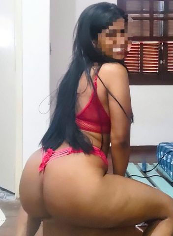 Mulata quente, 27 anos, 1,64m, 65kg, seios e bumbum médio, buceta apertadinha.
Atendimento não robotizado e sem frescura com posições. Estilo namoradinha.
Beijo e oral sem camisinha se for limpinho.
Não faço anal.
Atendo no Jd Portugal, local limpo e discreto.
Venha viver um momento inesquecível comigo.
(12) 99150-0516
