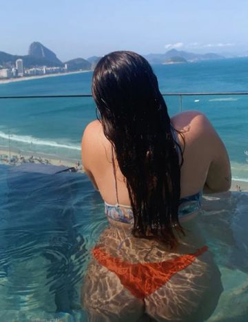 Olá meus amores muito prazer me chamo Layla sou uma branquinha do bumbum avantajado , grande empinado , pode pegar beijar dar uns tapinhas de leve , adoro que me chupa , e me come de 4 , sexo inesquecível 😏

Local próprio
Bem putinha na cama
Aproveitem