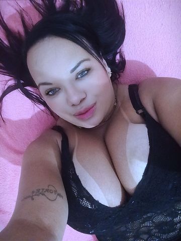 Oi meus amores me chamo Karol Santos, se vc tiver afim de um oral gostoso bem babadinho uma boquinha de veludo quentinha q se quiser finalizar nela vc pode,venha me conhecer tenho certeza que vai gozar gostoso, sou morena farta cheia de curvas dos seios grandes, uma bct grande,carnuda e ótima pra chupar, toda lisinha e cheirosa esperando vc, atendo no Cristo local discreto, se preferir podemos ir pra uma pousada, vem experimentar a boca q faz milagres, trabalho com rapidinhas ,e conteúdos, 