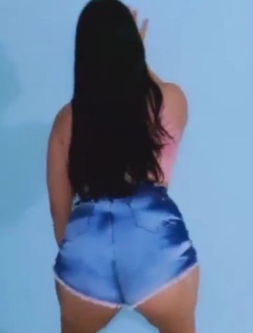 Oii meus amores , comecei a pouco tempo mas sou uma menina bem tranquila e carinhosa ❤️
Gosto de beijar e ser beijada , amo que toquem meu corpo .
Podem me chamar no WhatsApp que me mostro melhor ❤️