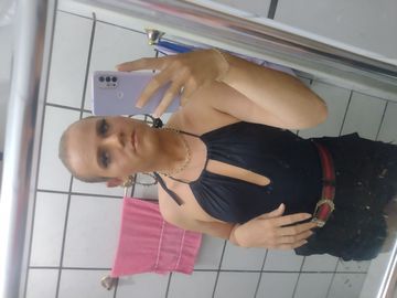 Bora fazer um oral gostoso bem feitinho.